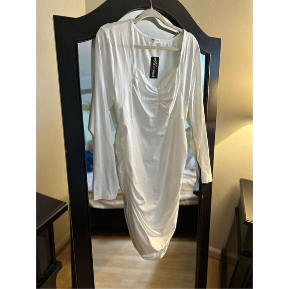 NEW White Ruched Bodycon MIDI Cocktail Dress 2X - Picture 1 of 5